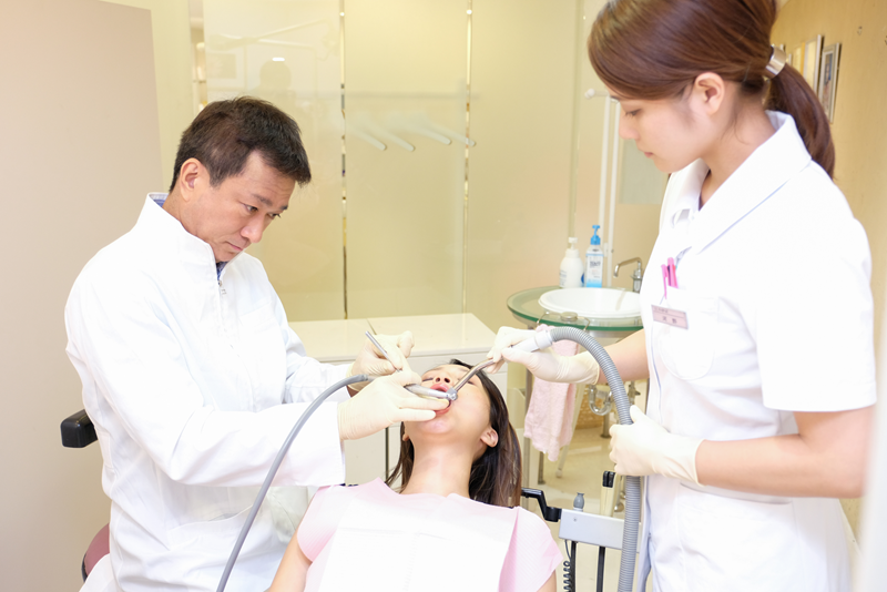 specialized in aesthetic dentistry